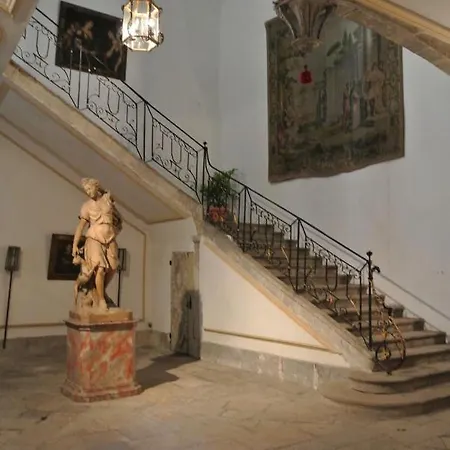 - Particulier De Jerphanion Cambaceres Guest house